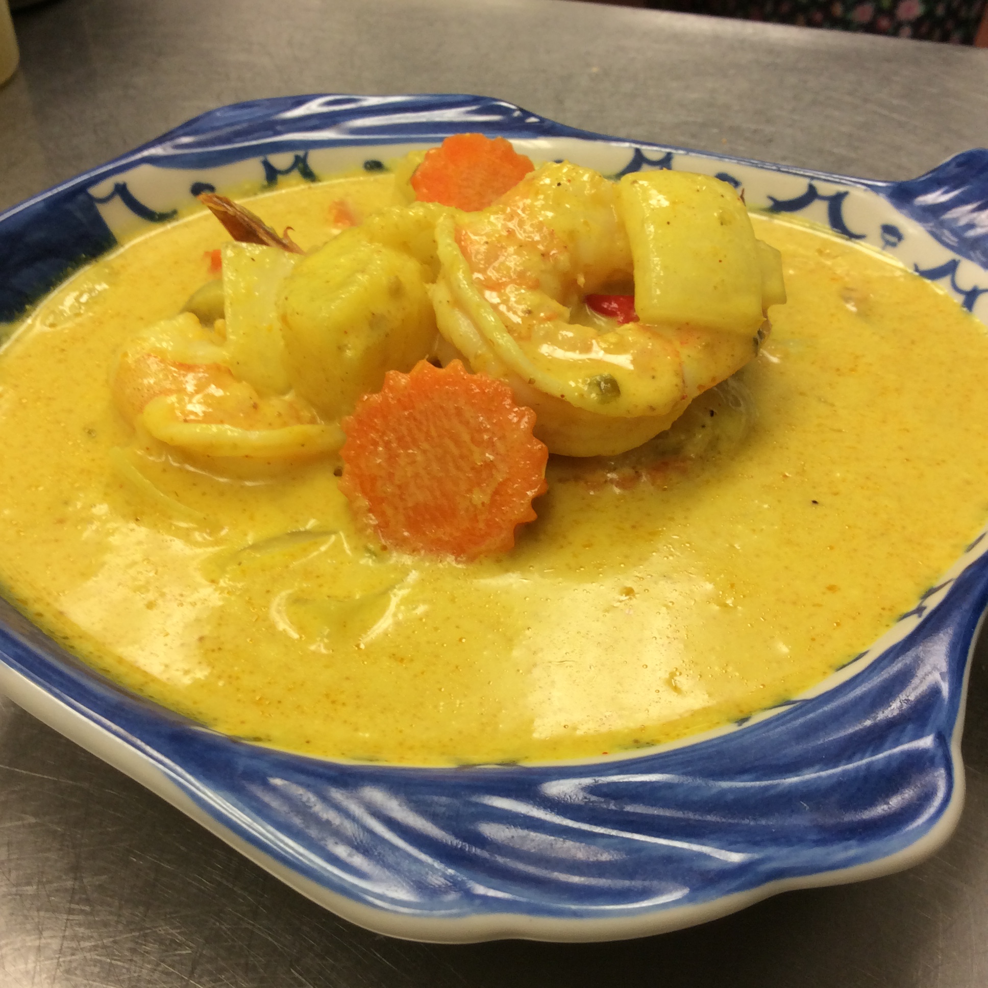 Order Yellow Curry food online from Smile Thai store, Harbor City on bringmethat.com