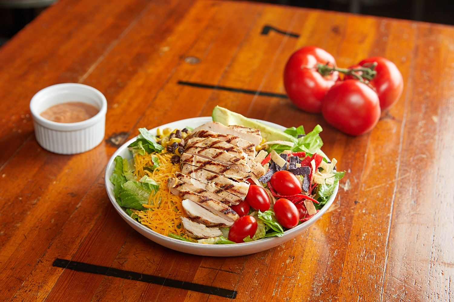 Order Southwest Chicken Salad food online from Bartoli's Pizza store, Chicago on bringmethat.com