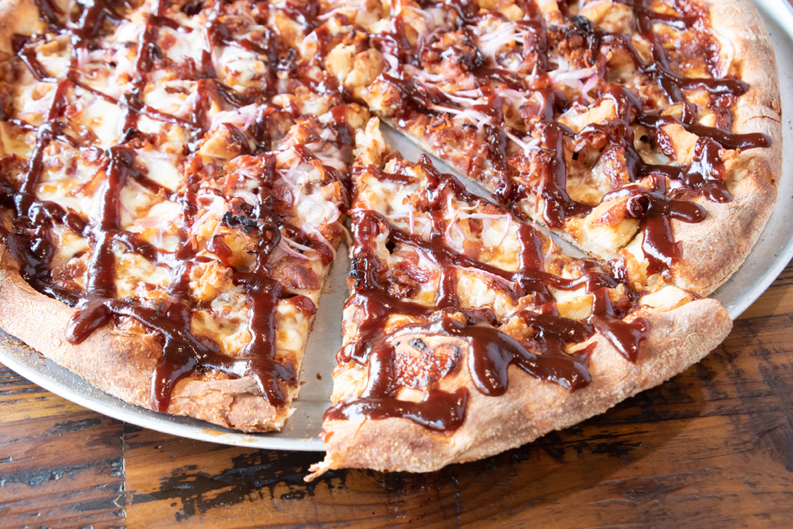 Order Southwest BBQ Pizza food online from Del Rossi's Cheesesteak Co. store, Philadelphia on bringmethat.com