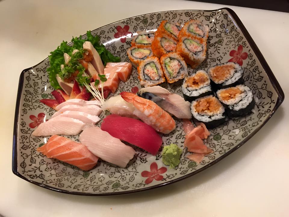 Order Sushi Sashimi Combo B food online from Sushiholic store, San Antonio on bringmethat.com