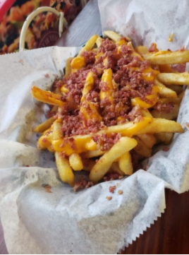 Order Beef Bacon Cheese Fries food online from 204 Grill Pizza and Subs store, Virginia Beach on bringmethat.com