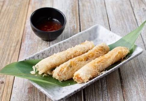 Order Shrimp Roll (炸蝦卷) 3 pcs food online from Moxie Izakaya Restaurant store, Los Angeles on bringmethat.com