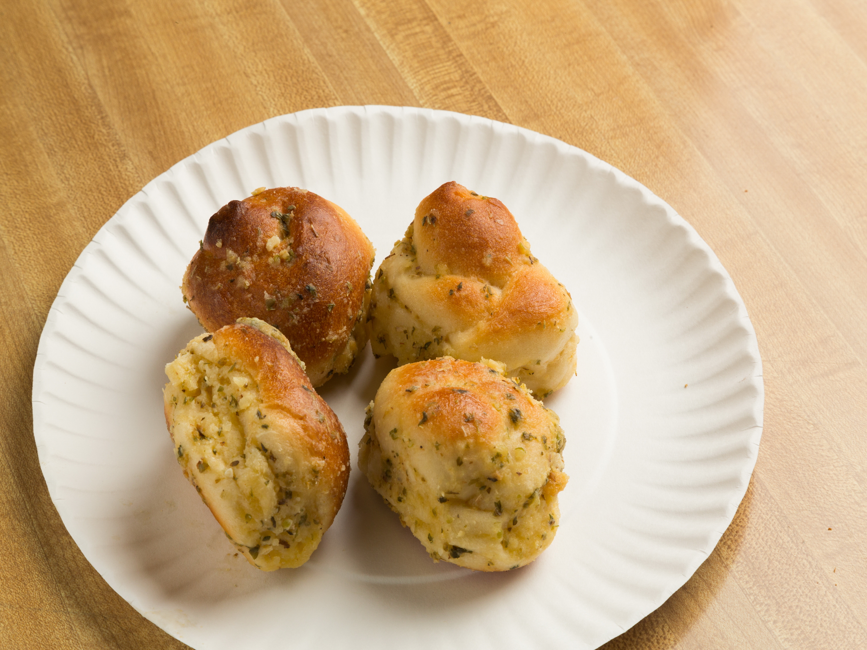Order Garlic Knots food online from Monte Pizza store, Bronx on bringmethat.com