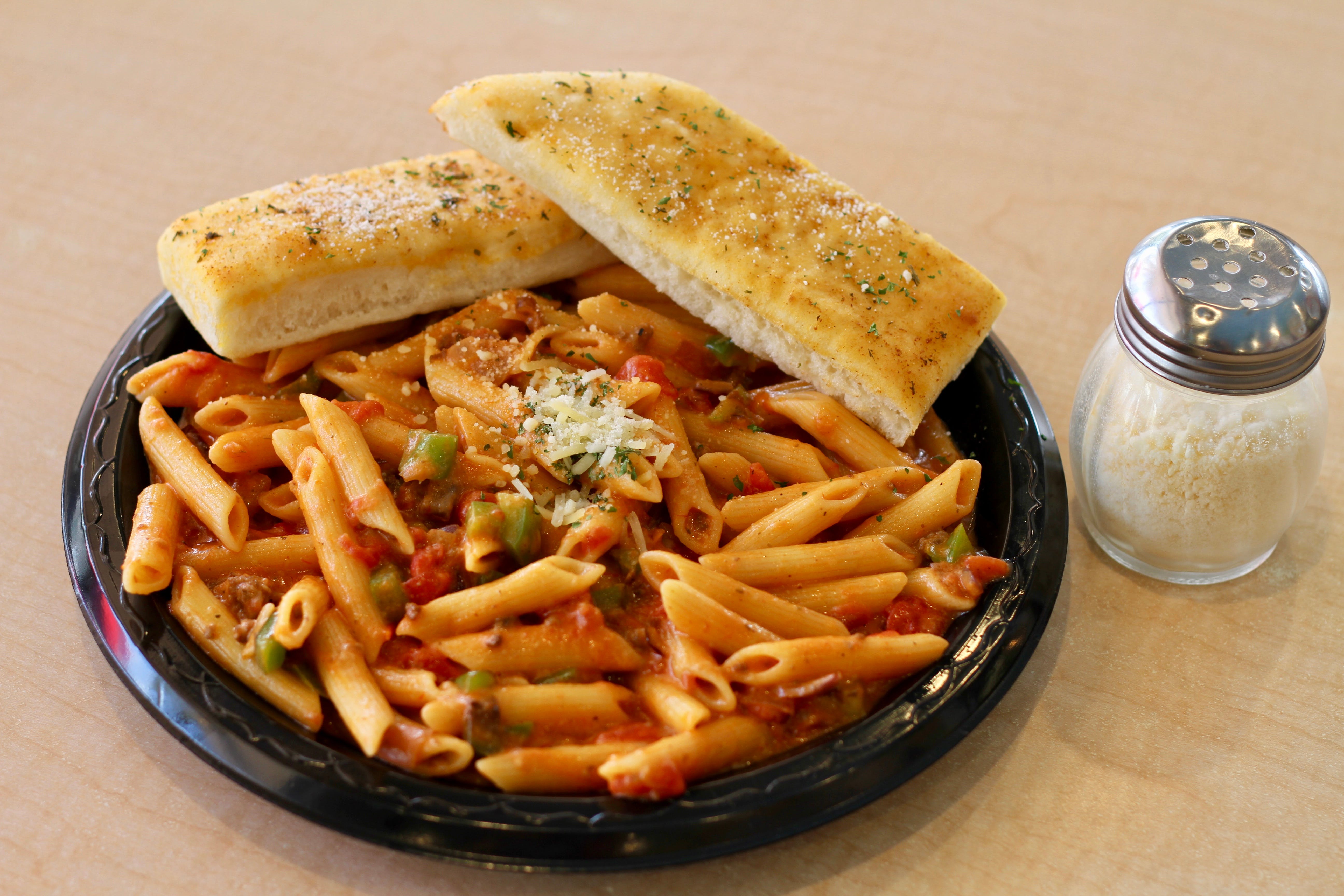 Order Pasta with 50/50 Chef's Special - Pasta food online from California Pizza Place store, Anaheim on bringmethat.com