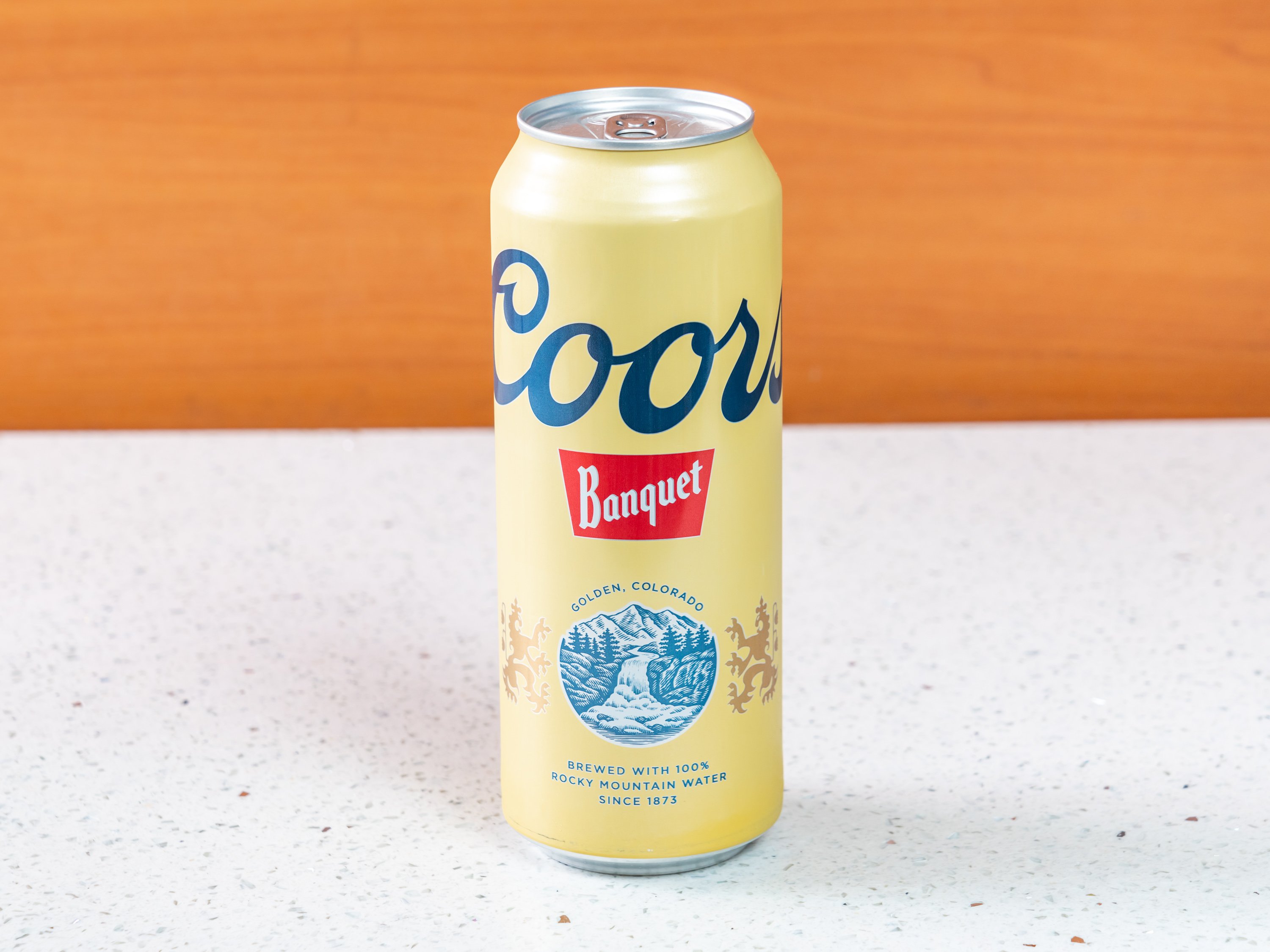 Order  12 oz. Can Coors Light food online from Vinn's Mini Mart store, Jamaica on bringmethat.com