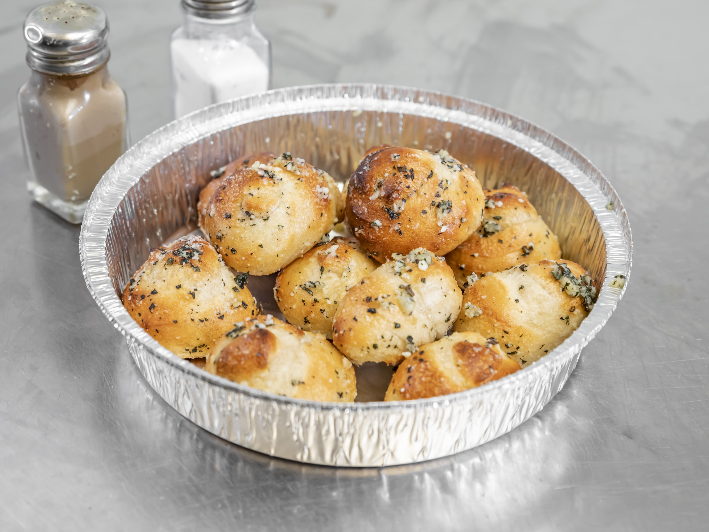 Order Garlic Knots food online from Amore' Apizza store, Wallingford on bringmethat.com