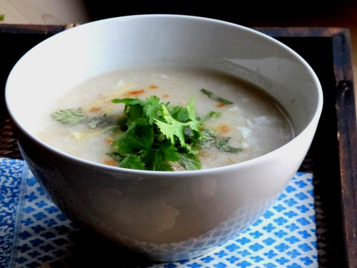 Order Comfort Rice Soup food online from Spice thai store, New York on bringmethat.com