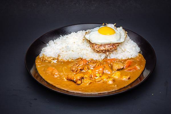 Order Curry Loco Moco (カレーロコモコ) food online from Goma Tei Ramen store, Honolulu on bringmethat.com