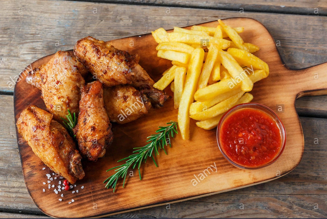 Order 4 pc Jumbo Chicken Wings & Fries  food online from Piemonte Pizza & Grill store, Providence on bringmethat.com