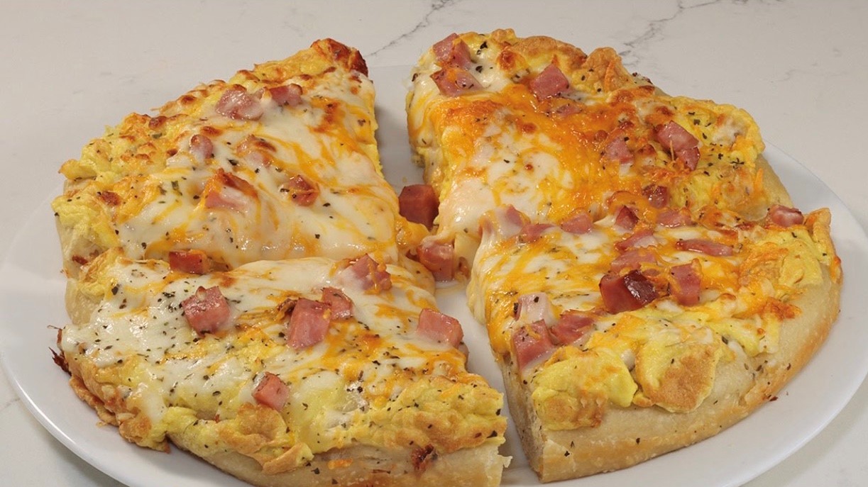 Order Ham N Cheddar Pizza food online from Eggsperts Breakfast & Lunch Cafe store, Orland Park on bringmethat.com