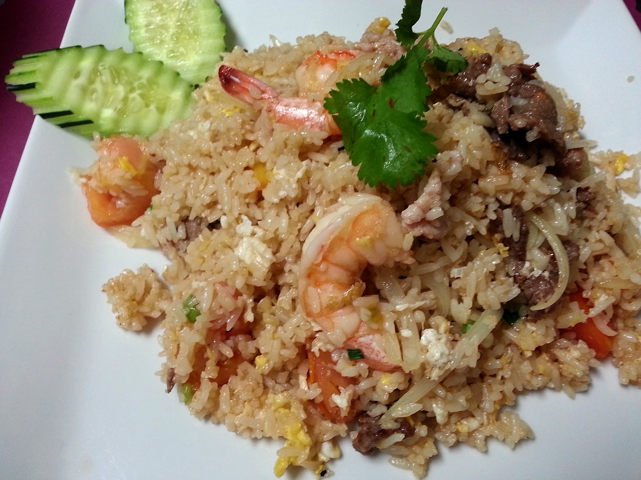 Order Combination Fried Rice food online from Thai Chef Cuisine store, Azusa on bringmethat.com