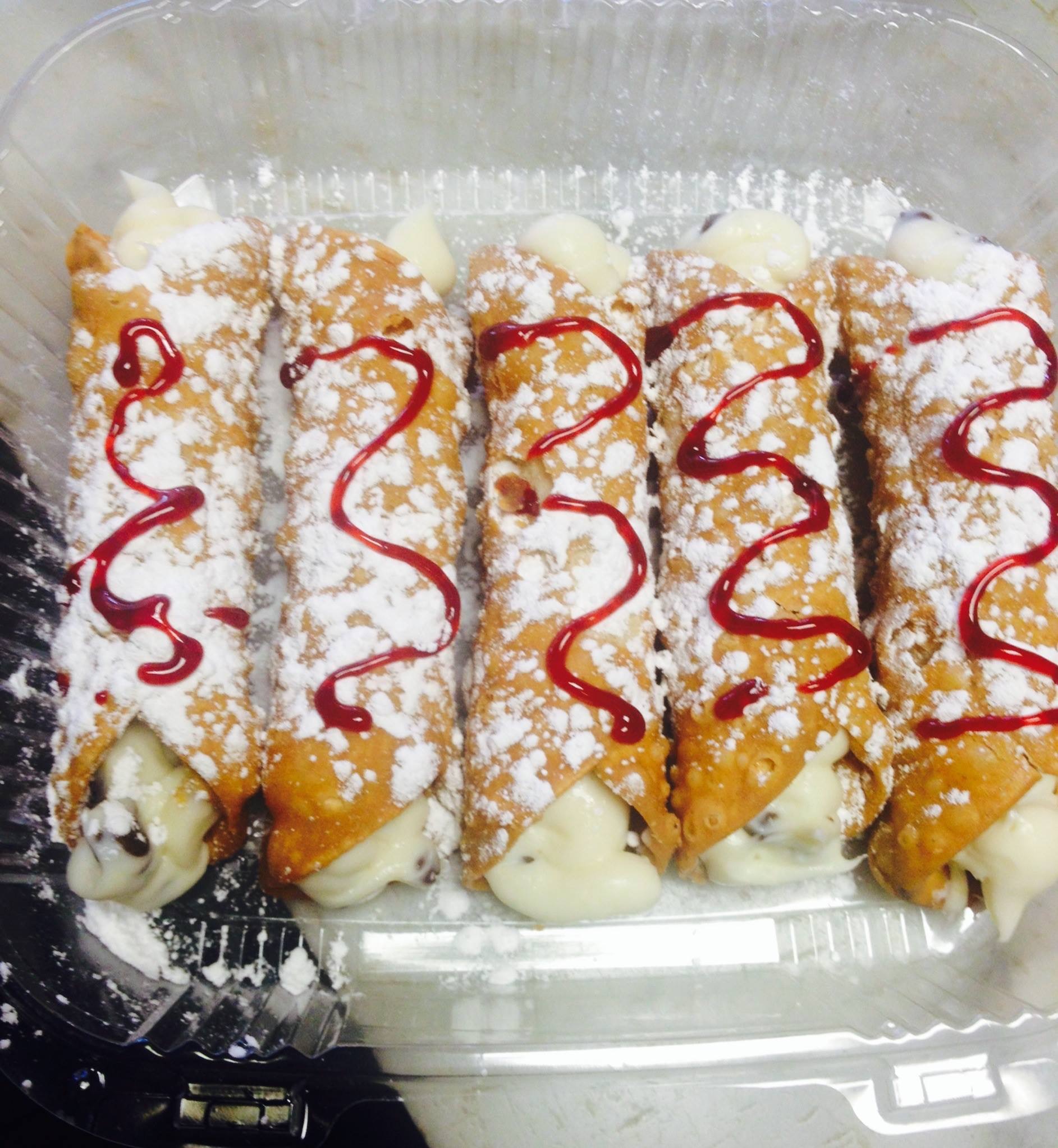 Order Cannoli food online from Tre Colore store, Middletown on bringmethat.com