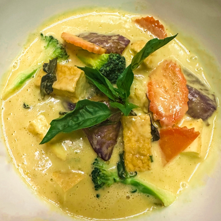 Order Green Curry food online from Indie Cafe store, Chicago on bringmethat.com