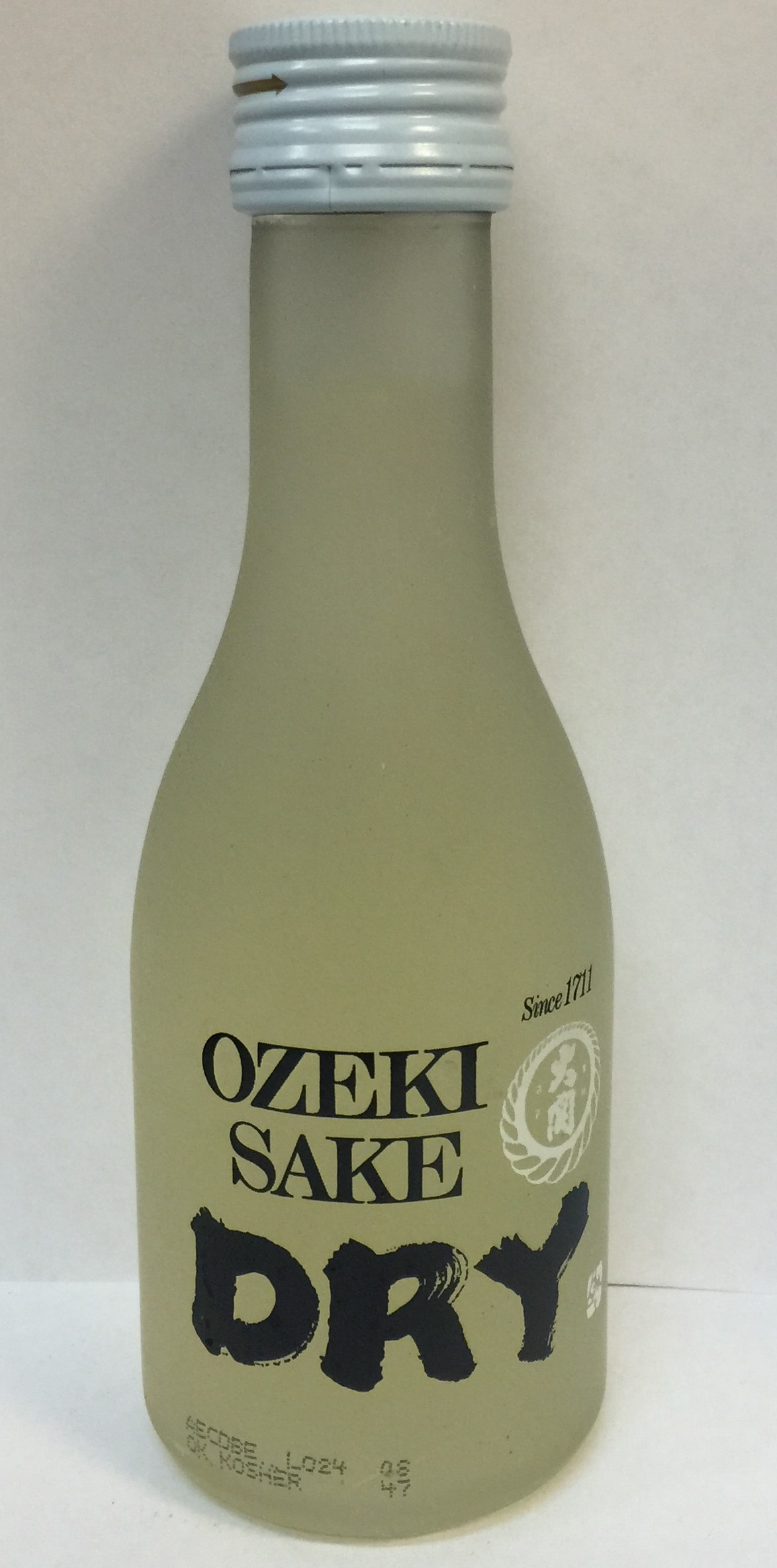Order Ozeki Sake Dry (180 ml.) food online from Kumo Sushi store, Brooklyn on bringmethat.com