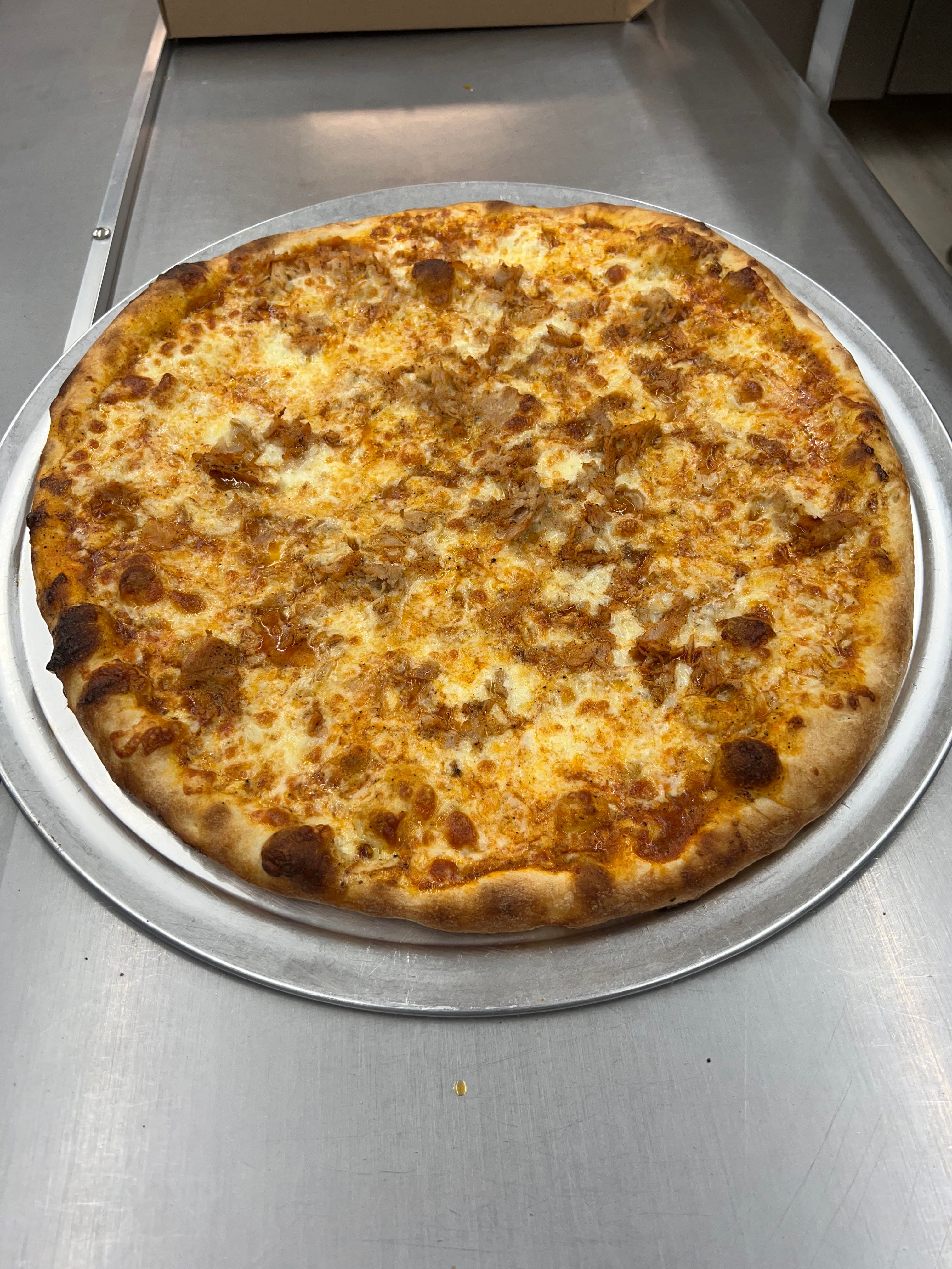 Order Buffalo Chicken Pizza - Small 14'' food online from Andre's Pizza store, Oxford on bringmethat.com