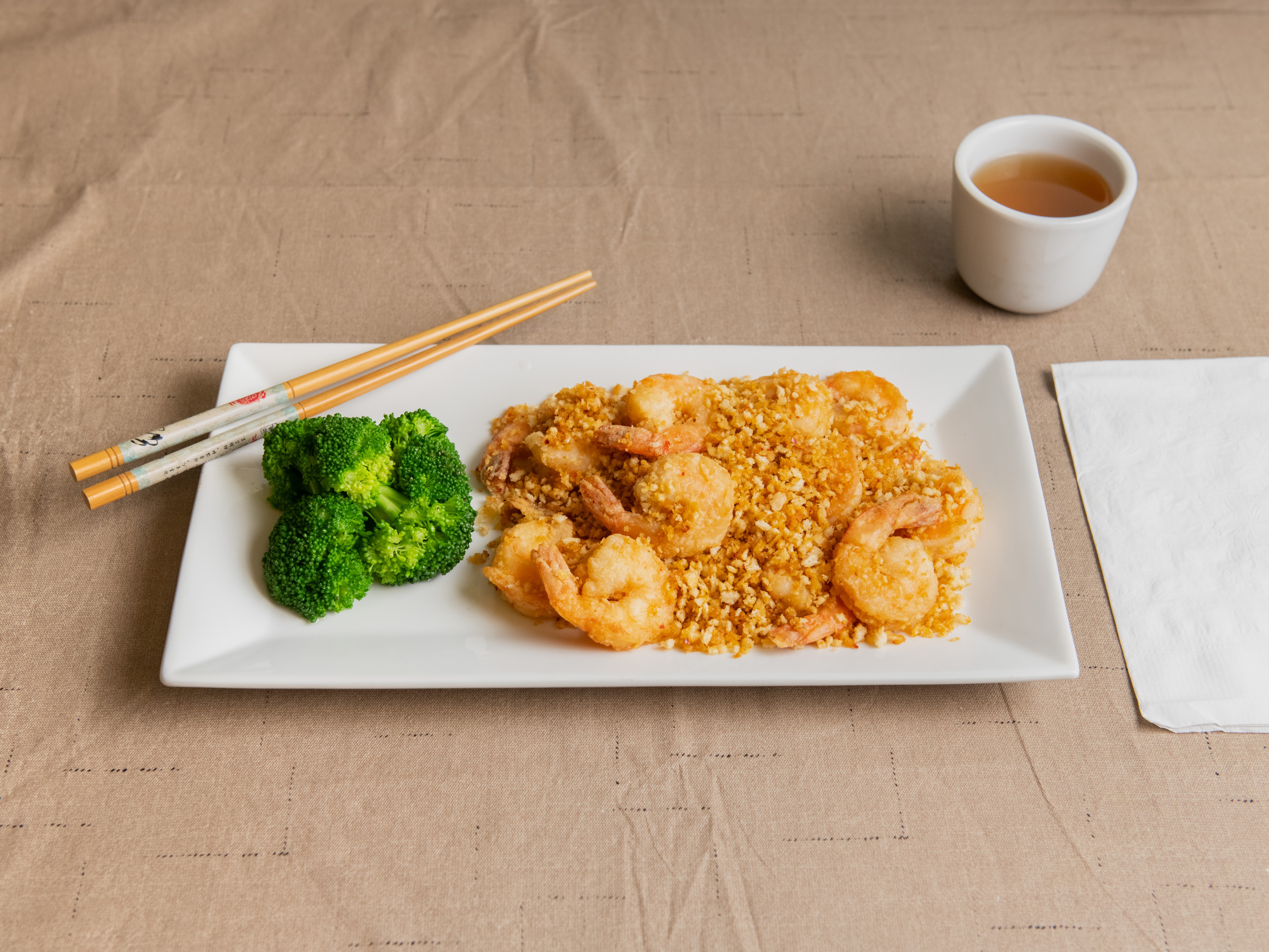 Order Garlic Fried Shrimp with Broccoli food online from Yummi Noodle store, Westfield on bringmethat.com