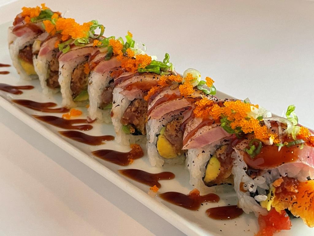 Order Tataki Roll food online from Sushi Spott store, Mill Creek on bringmethat.com