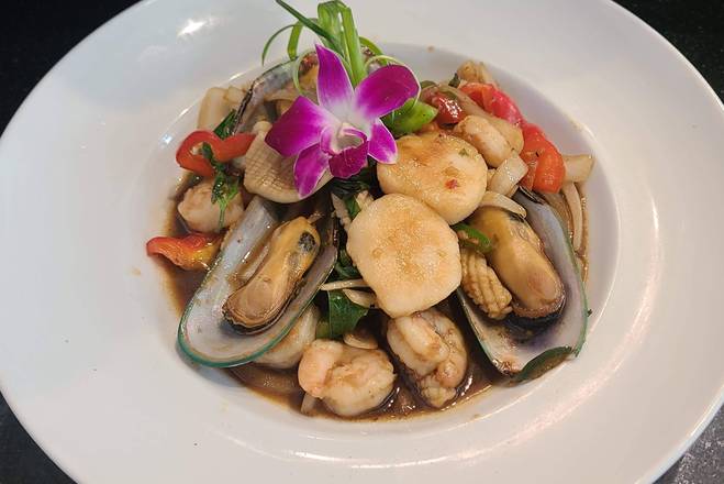 Order Spicy Basil with Mixed Seafood food online from Pacific Rim Bistro store, Atlanta on bringmethat.com