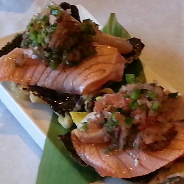 Order Fish Tacos food online from Arashi Sushi store, San Francisco on bringmethat.com