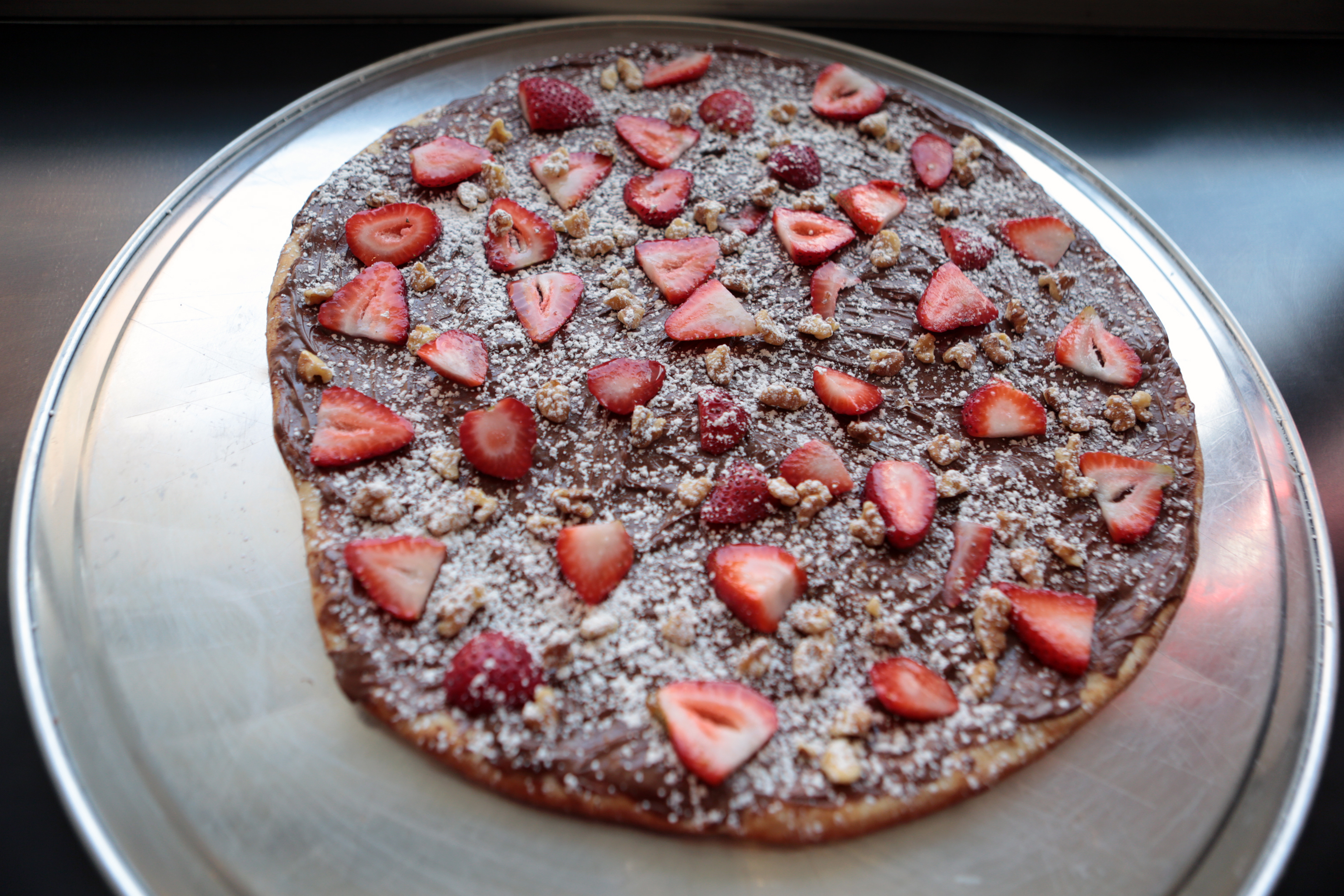 Order Nutella Pizza food online from Fresco's Pizzeria store, New York on bringmethat.com
