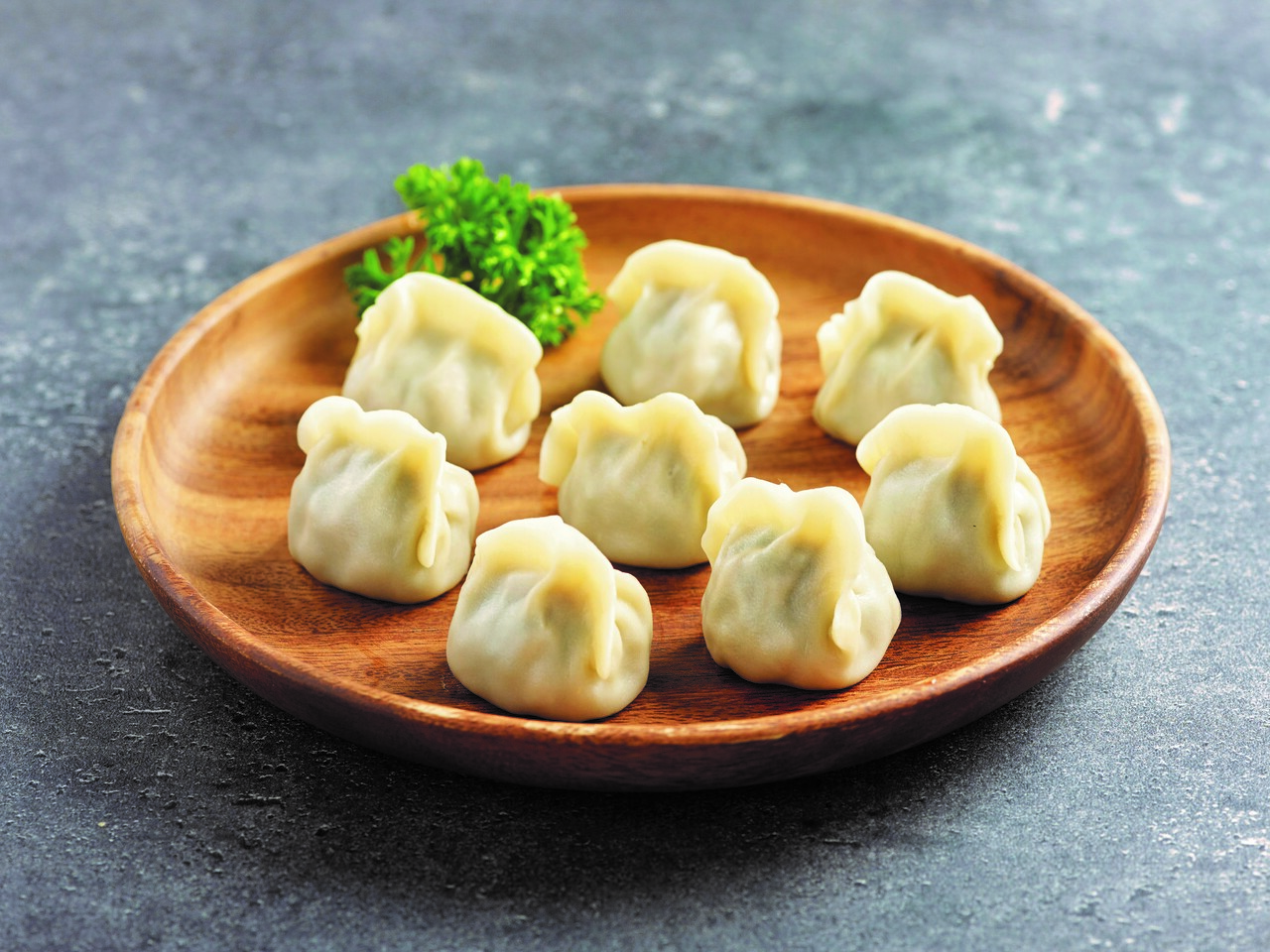Order B7. Poached Vegetable and Chicken Dumpling food online from Paradise Dynasty store, Costa Mesa on bringmethat.com