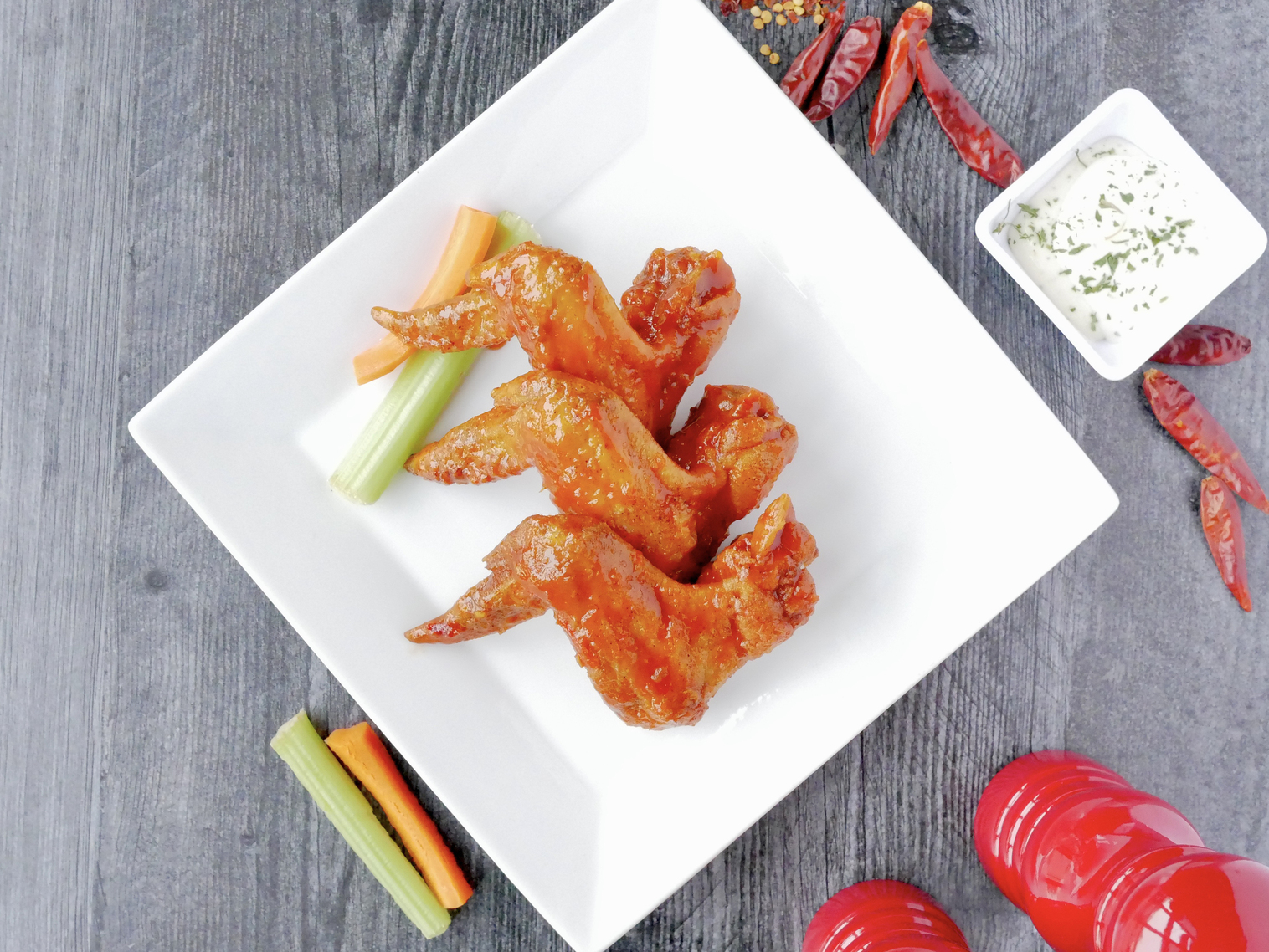 Order Wing Appetizer food online from Kocky Bar & Grill store, Fresno on bringmethat.com