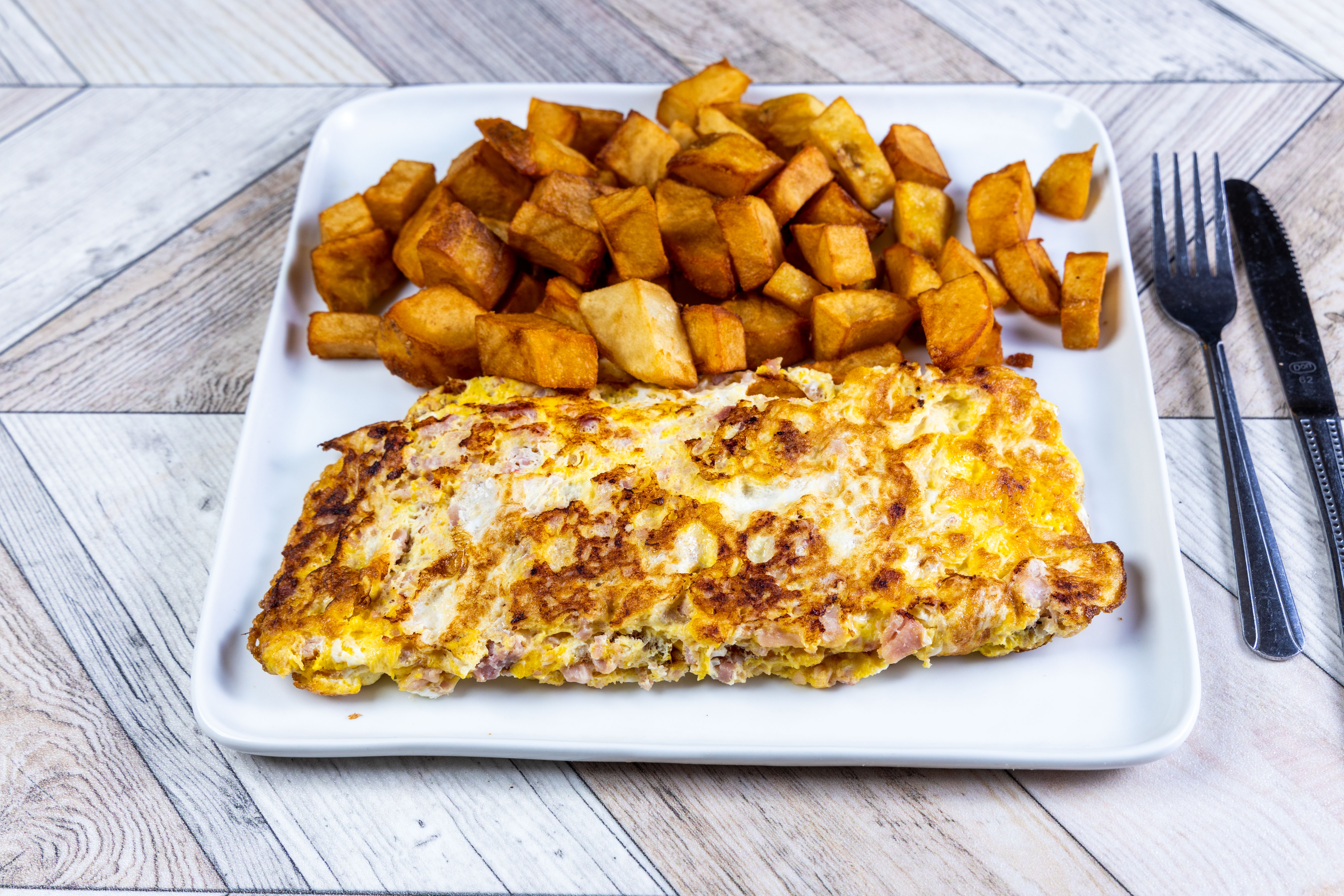 Order Ham Omelette food online from Top View Restaurant store, Chicago on bringmethat.com