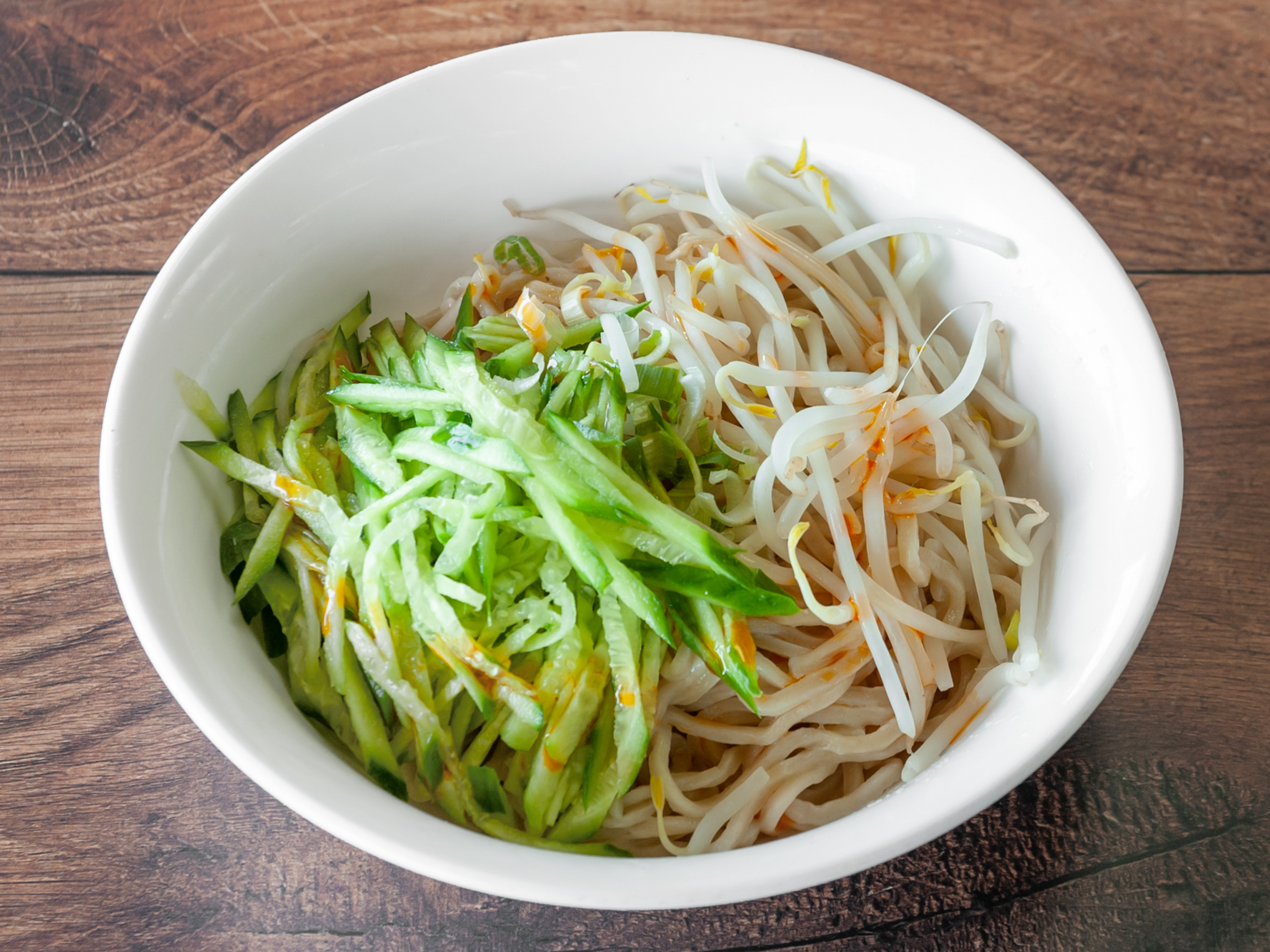 Order Noodle with Hot Sour Sauce 酸辣面 food online from Asj Restaurant store, San Jose on bringmethat.com