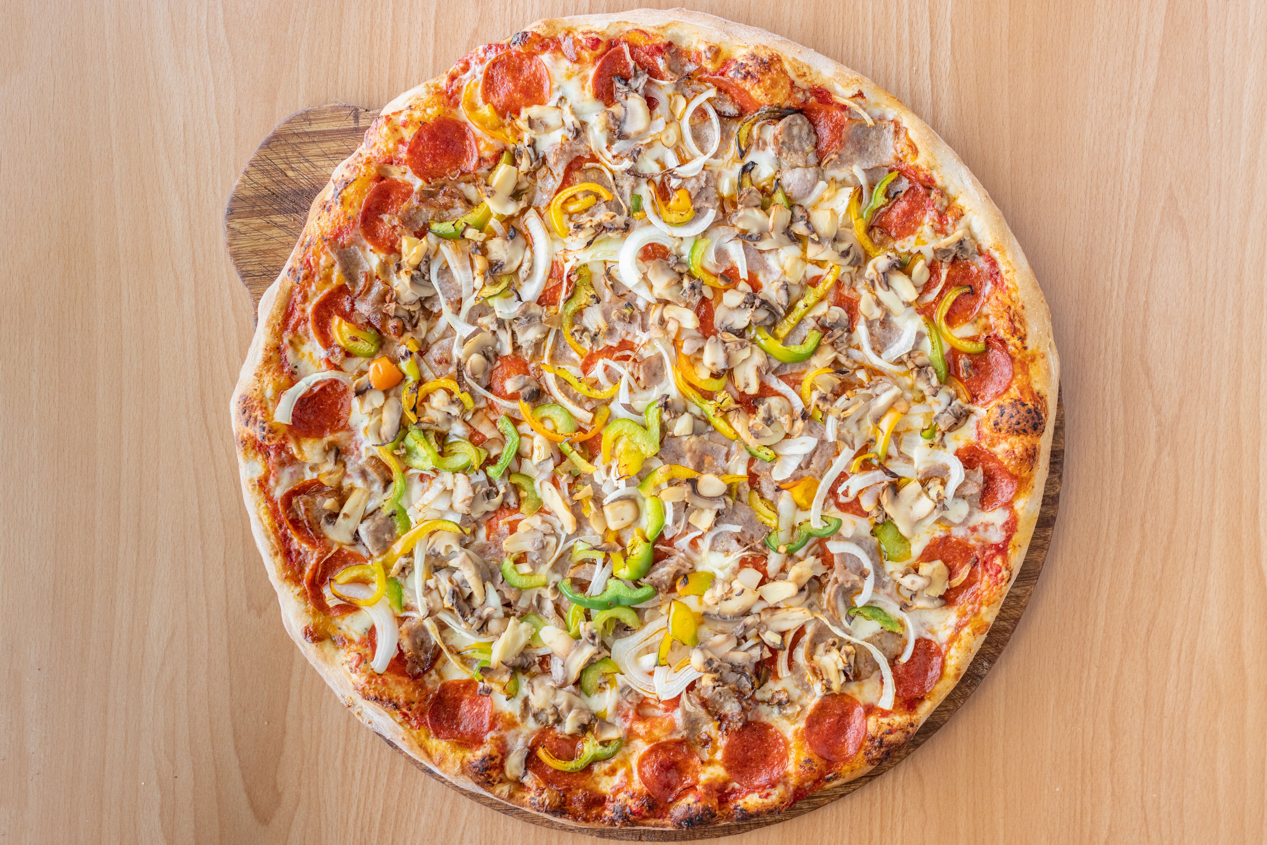 Order Dominick's Special Pizza - Large 16'' food online from Franklin Dominick store, Franklin on bringmethat.com