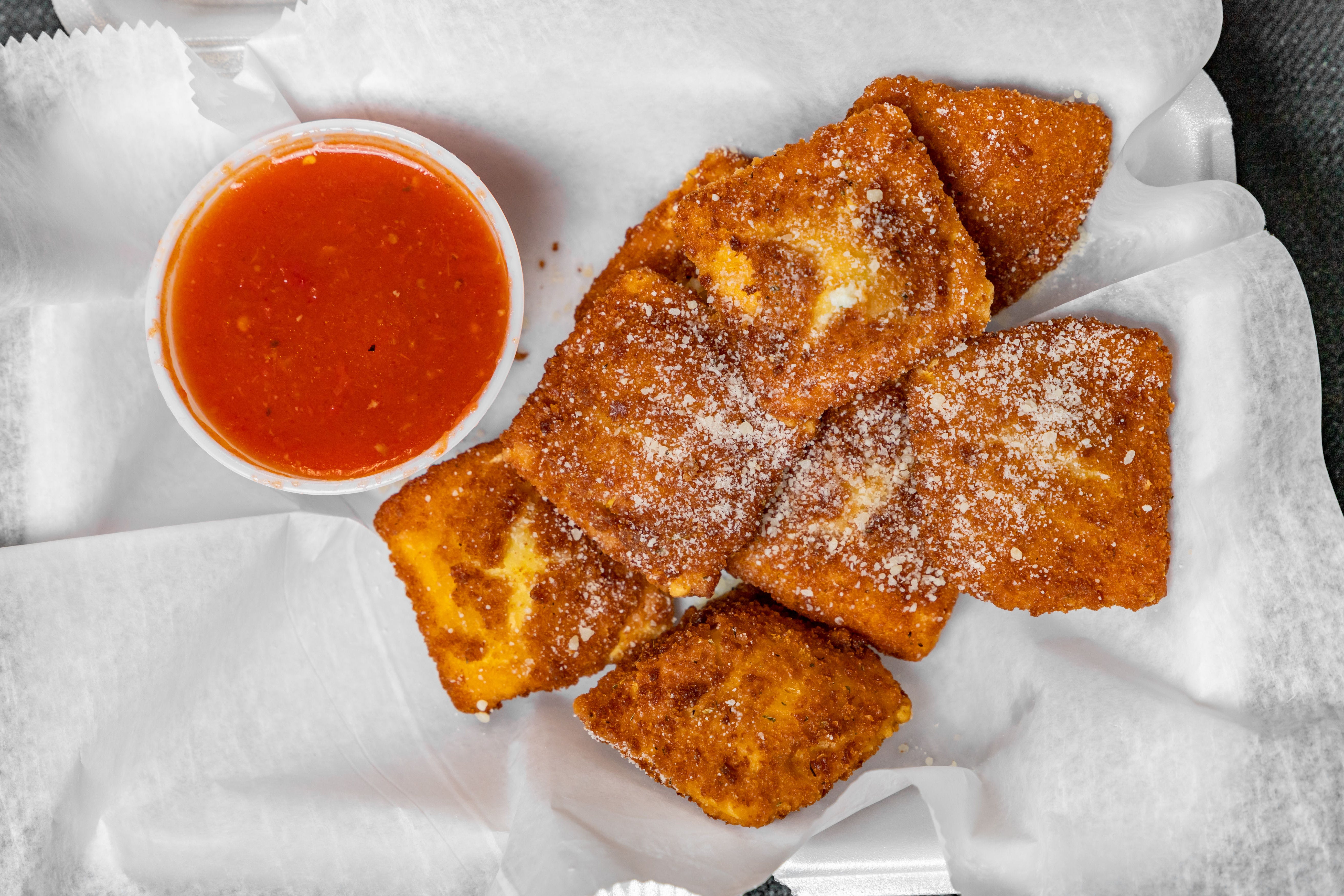 Order Toasted Ravioli - 8 Pieces food online from Mingaliens Trattoria store, Natick on bringmethat.com