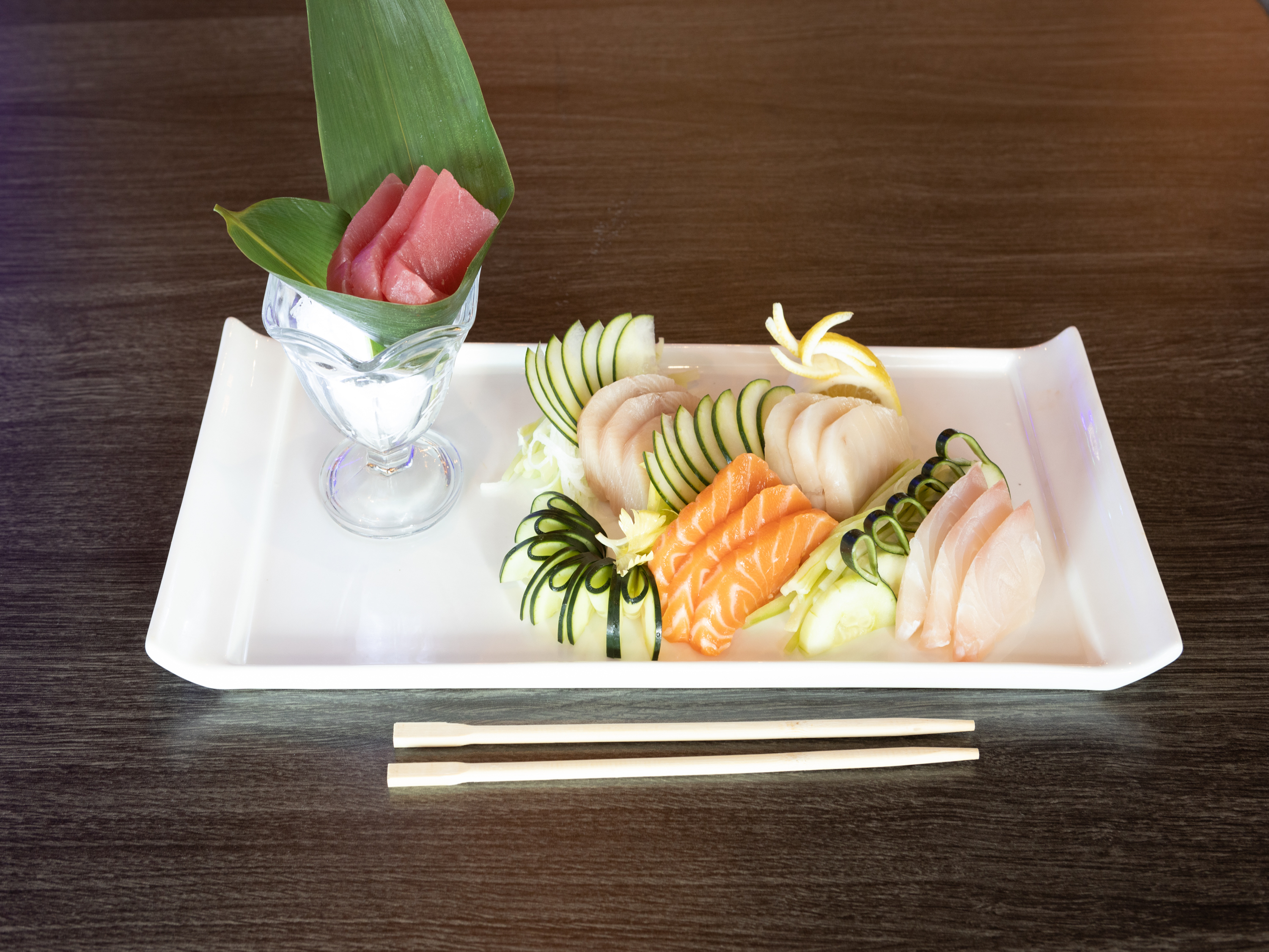 Order P10. Sashimi Combo food online from Nukumi Japanese Steak House store, Porter on bringmethat.com
