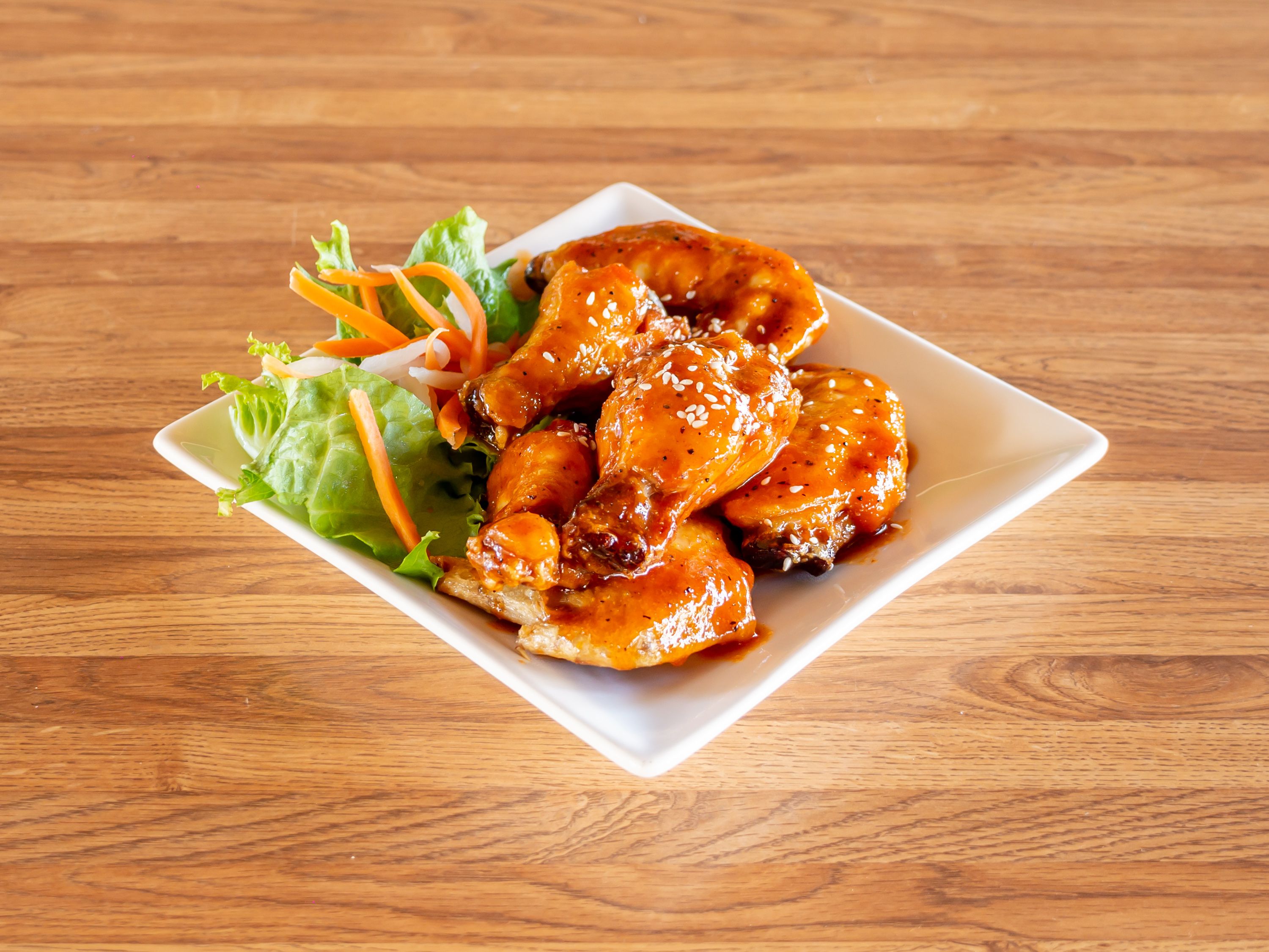 Order 04. Chicken Wings food online from Saigon 2 store, San Leandro on bringmethat.com