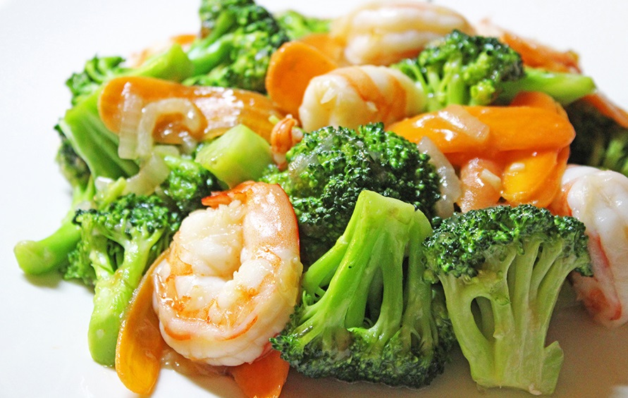 Order 81. Shrimp with Broccoli food online from King Wok Gourmet Asian store, Chicago on bringmethat.com