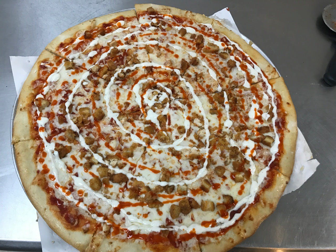 Order BBQ Chicken Pizza - Medium 12'' (8 Slices) food online from Italian Pizza & Grill store, Daytona Beach on bringmethat.com