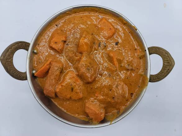 Order Butter Chicken 16oz food online from Curry Point 2 Go store, Bellevue on bringmethat.com