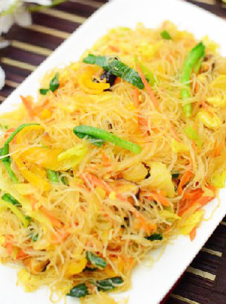 Order 50A. Large Singapore Mei Fun food online from Yum Yum's store, Mebane on bringmethat.com