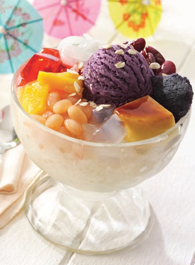 Order Halo-Halo food online from MAX'S RESTAURANT (Cuisine of the Philippines) store, Jersey City on bringmethat.com