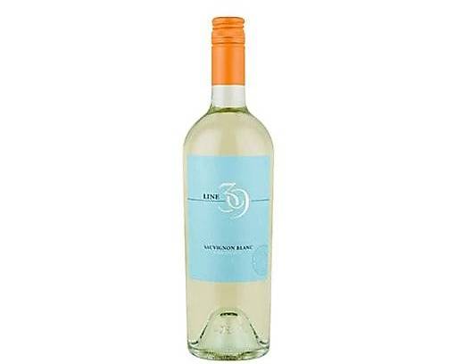 Order Line 39, Sauvignon Blanc California 750ML food online from House Of Wine store, New Rochelle on bringmethat.com