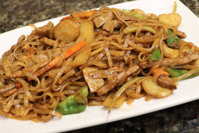Order Pad Thai food online from Golden Crown Chinese Restaurant store, Amherst on bringmethat.com