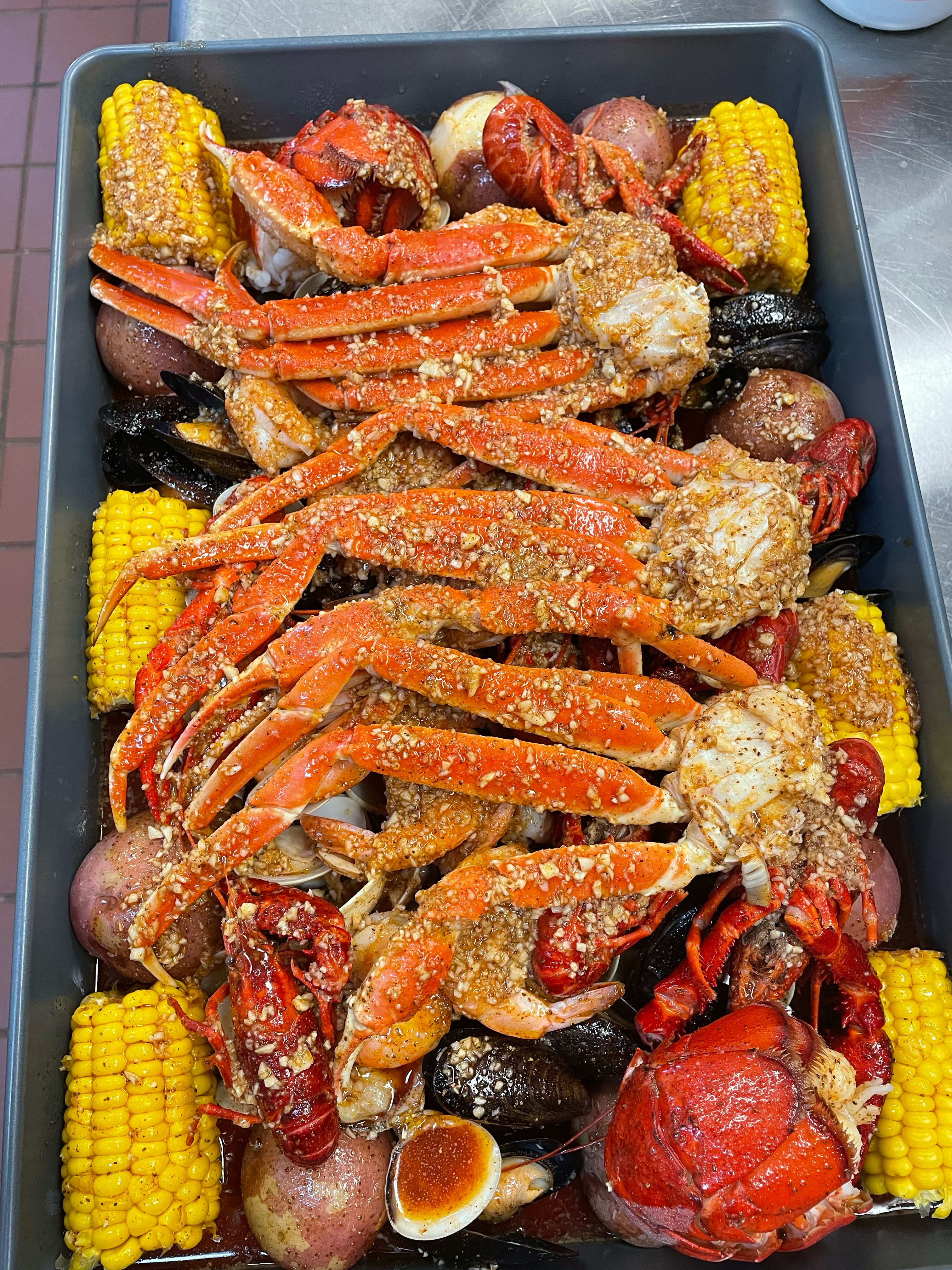 Order Combo E food online from Perfect Crab store, Sicklerville on bringmethat.com