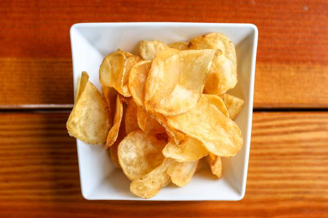 Order Kettle Chips food online from Tommy Tavern + Tap store, Princeton on bringmethat.com