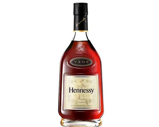 Order Hennessy VSOP, 375mL cognac (40.0% ABV) food online from House Of Wine store, New Rochelle on bringmethat.com