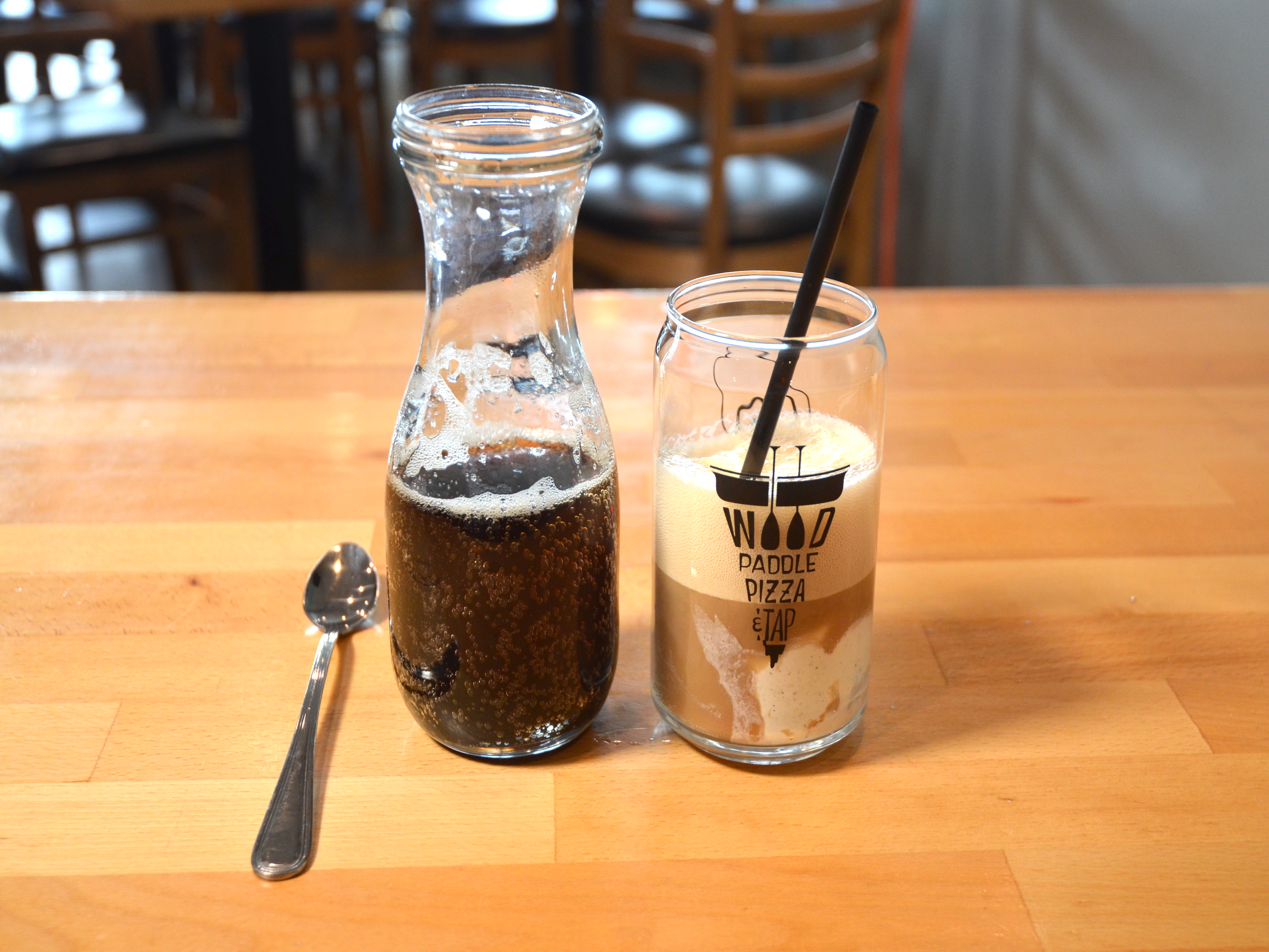 Order Root Beer Float food online from Wood Paddle Pizza & Tap store, Aurora on bringmethat.com