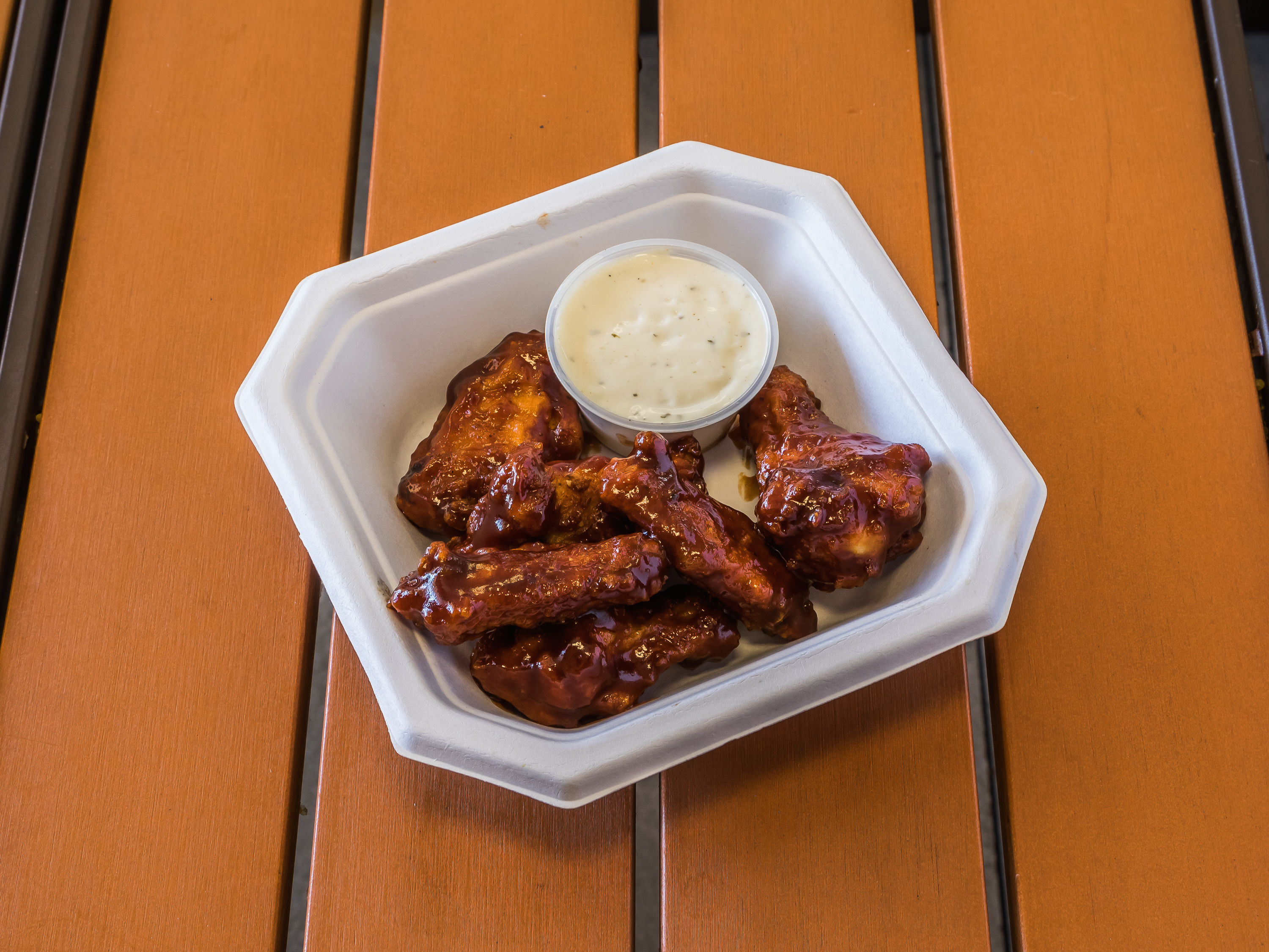 Order Wings food online from Chavelas Water & Ice Cream Eatery store, Glendale on bringmethat.com