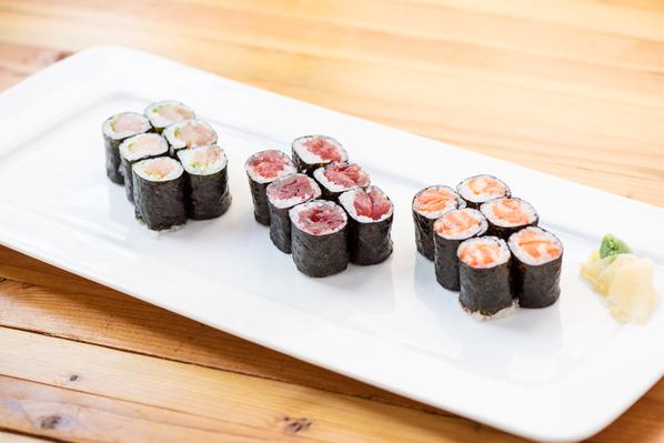 Order Maki Combo food online from Dashi Noodle House store, Ridgewood on bringmethat.com