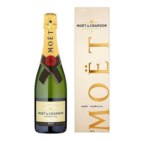 Order Moet and Chandon Imperial Brut, Champagne 750 ml. food online from Village Wine & Spirits store, Ventura on bringmethat.com