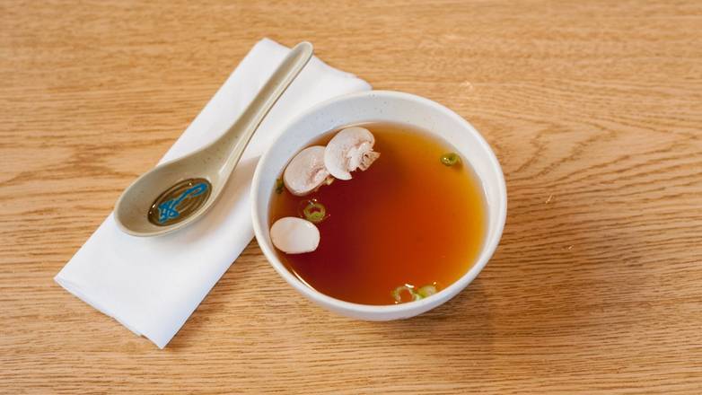 Order House Onion Soup food online from Sushi 101 store, Goose Creek on bringmethat.com