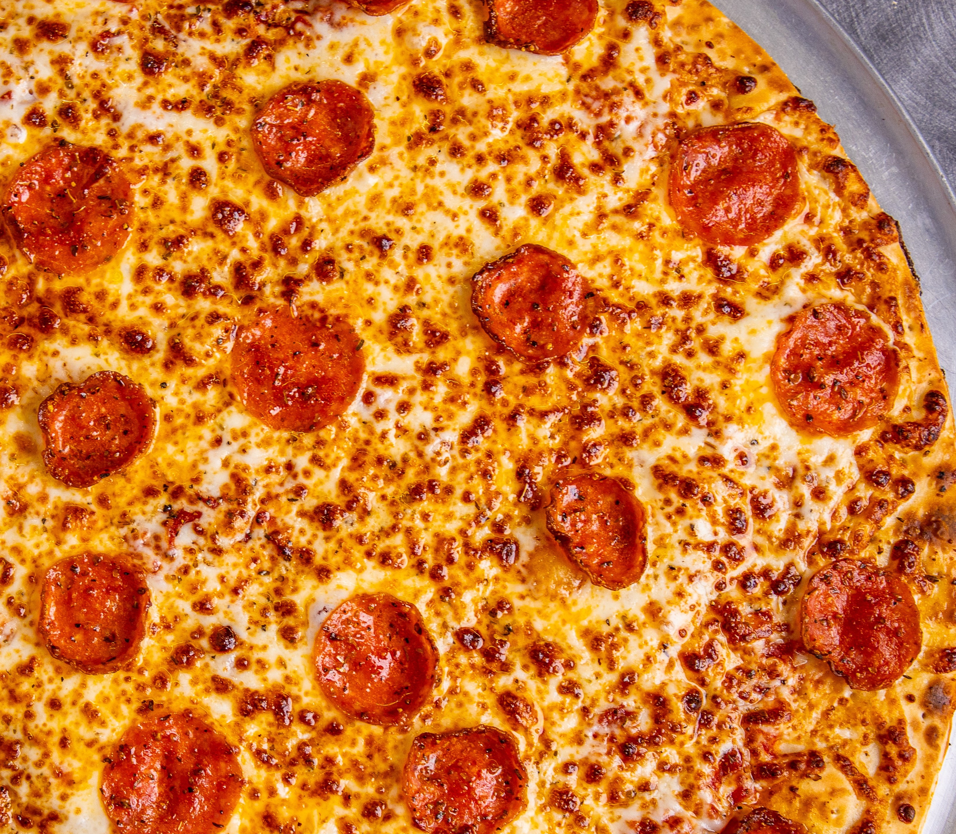 Order Pepperoni Pizza food online from Crooked Crust store, Denton on bringmethat.com