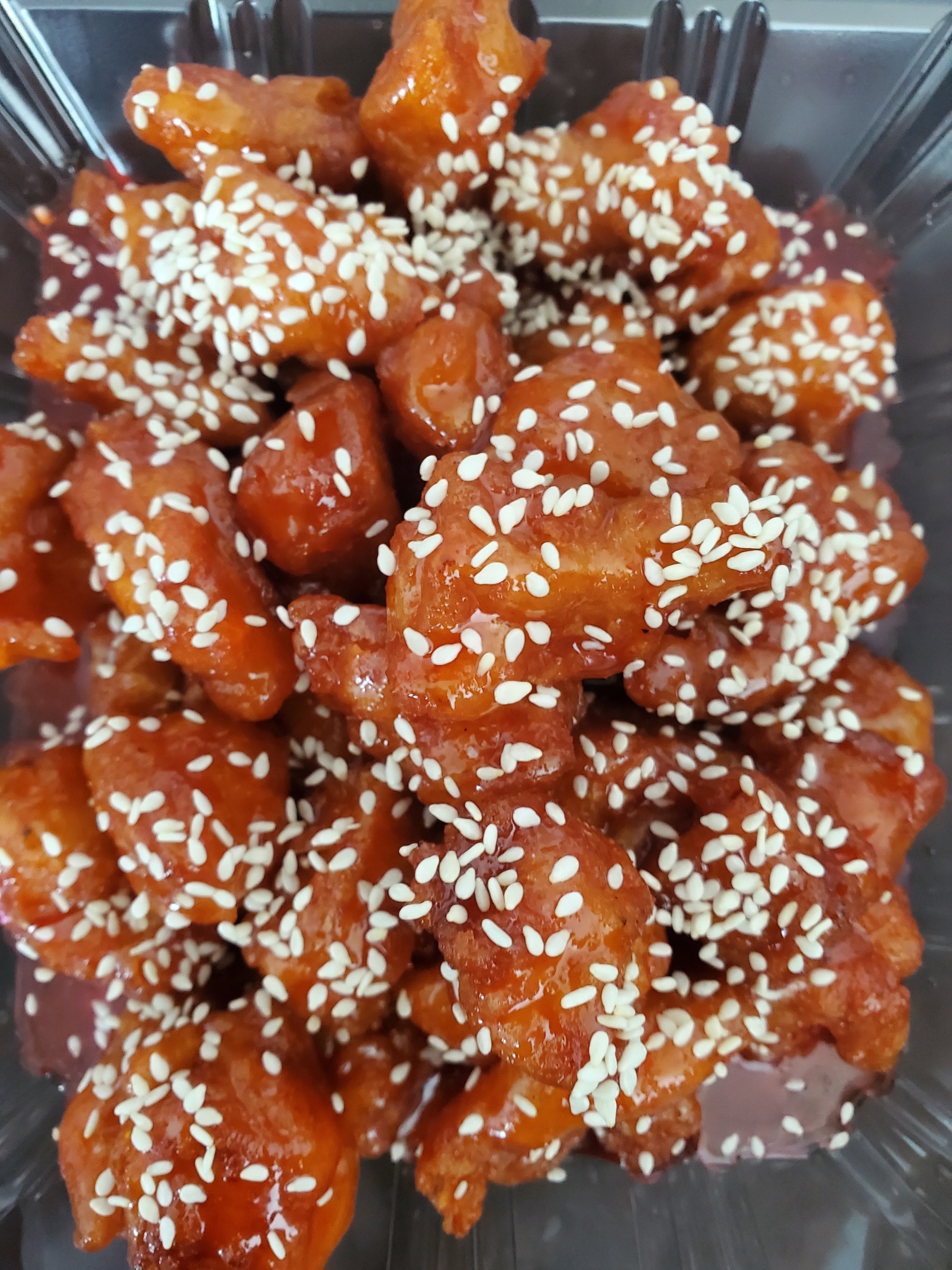 Order Sesame Chicken food online from Sun Kwong Restaurant store, San Francisco on bringmethat.com