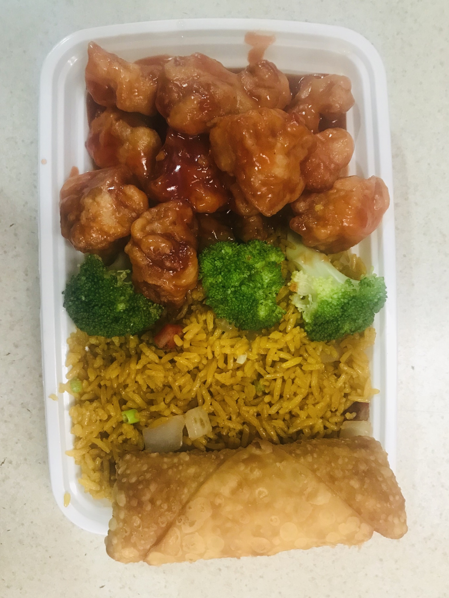 Order 22. General Tso's Chicken Combination Platter food online from Chinatown restaurant store, Brooklyn on bringmethat.com
